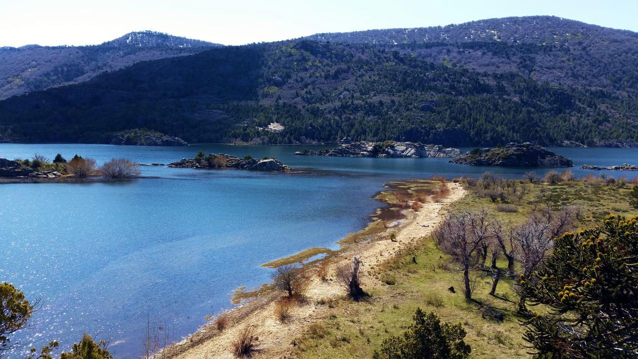 Piedra Pintada Ξενοδοχείο Aluminé Εξωτερικό φωτογραφία